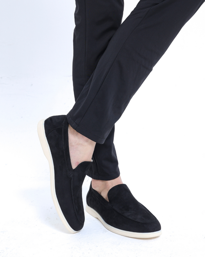 The Avalon Black